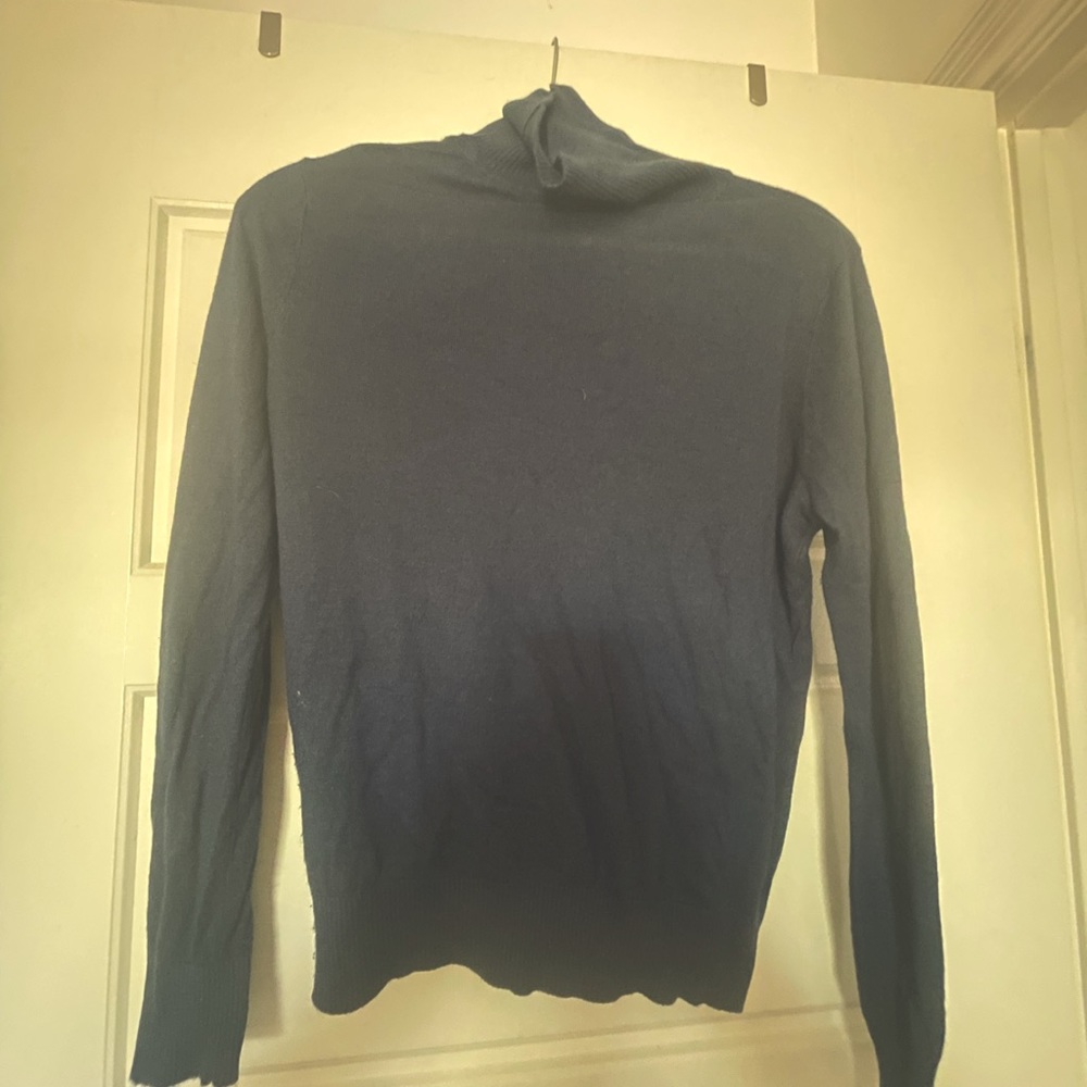 August Silk turtleneck size L navy worn good condition